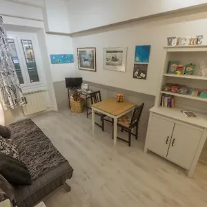  Apartment Camilla's Italy